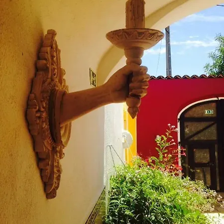 Casa Kamari Feriehus *