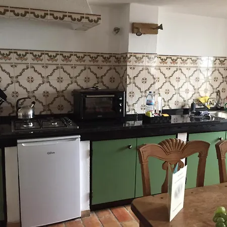 Casa Kamari * 에스토이